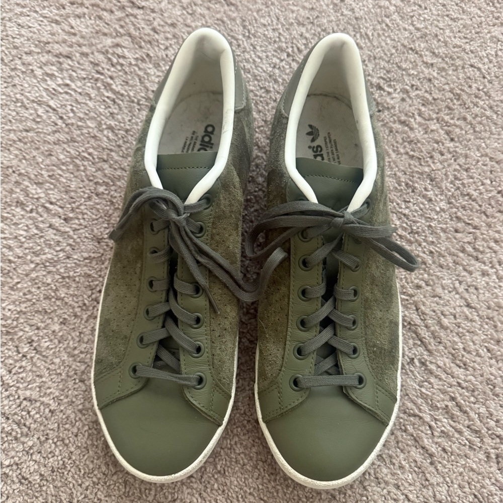 Adidas Men's Olive Green Sneakers